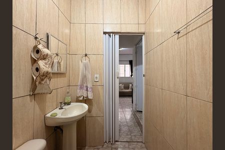 Banheiro de casa à venda com 2 quartos, 154m² em Parque Oratório, Santo André