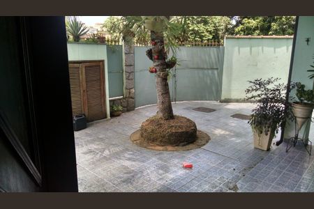 Casa à venda com 3 quartos, 190m² em Taquara, Rio de Janeiro