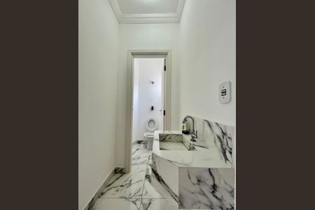 Casa à venda com 186m², 4 quartos e 4 vagas Casa à venda com 186m², 4 quartos e 4 vagasLavabo