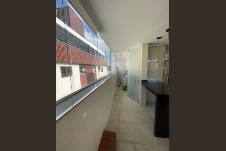 Casa à venda com 180m², 3 quartos e 2 vagas