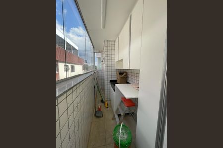 Casa à venda com 180m², 3 quartos e 2 vagas