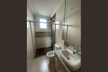 Casa à venda com 180m², 3 quartos e 2 vagas