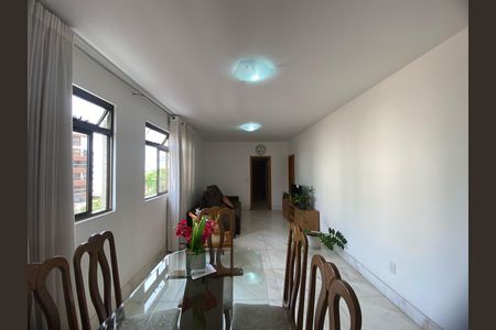 Casa à venda com 4 quartos, 108m² em Universitário, Belo Horizonte