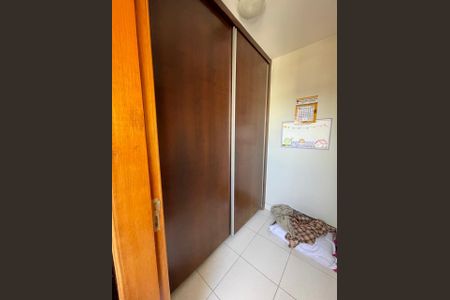 Casa à venda com 180m², 4 quartos e 3 vagas