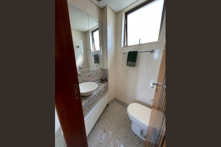 Casa à venda com 180m², 4 quartos e 3 vagas