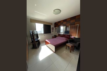 Casa à venda com 180m², 4 quartos e 3 vagas