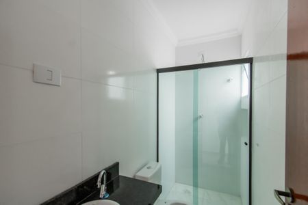 Casa à venda com 110m², 3 quartos e 2 vagasBanheiro 