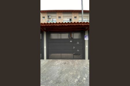 Casa à venda com 110m², 3 quartos e 2 vagasFachada + placa 