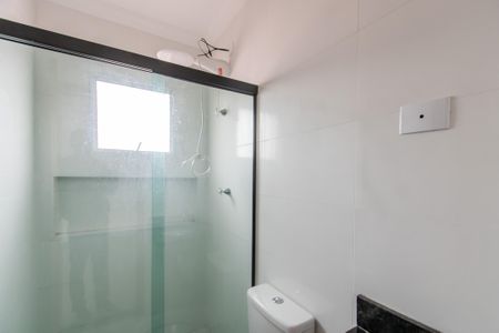 Casa à venda com 110m², 3 quartos e 2 vagasBanheiro da Suíte