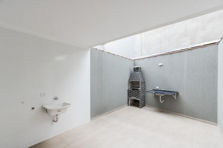 Casa à venda com 110m², 3 quartos e 2 vagasÁrea de Serviço