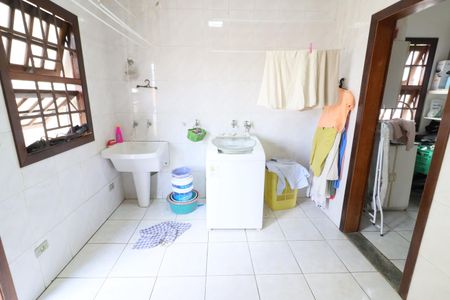 Casa à venda com 424m², 3 quartos e 4 vagasÁrea de Serviço 1