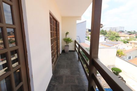 Casa à venda com 424m², 3 quartos e 4 vagasSala