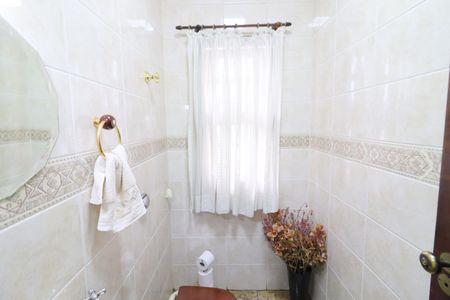 Casa à venda com 424m², 3 quartos e 4 vagasLavabo