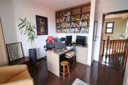 Casa à venda com 424m², 3 quartos e 4 vagasQuarto 2