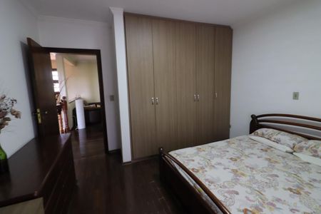 Casa à venda com 424m², 3 quartos e 4 vagasQuarto 3