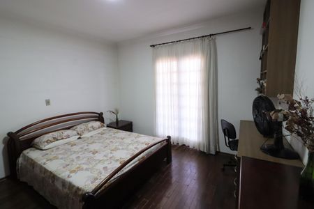 Casa à venda com 424m², 3 quartos e 4 vagasQuarto 3