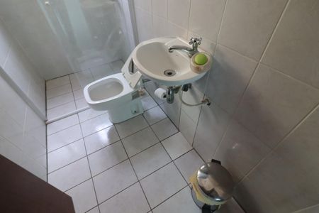 Casa à venda com 424m², 3 quartos e 4 vagasBanheiro de serviço