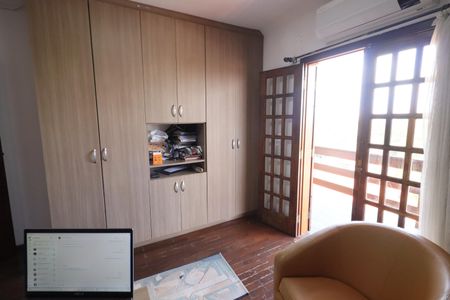 Casa à venda com 424m², 3 quartos e 4 vagasQuarto 2