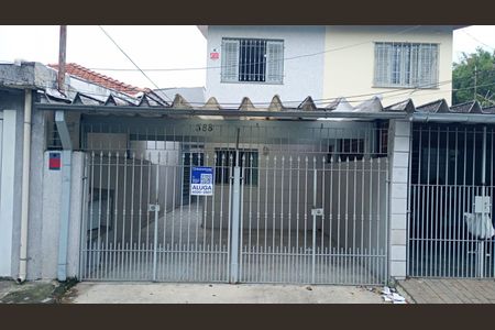 Casa para alugar com 150m², 4 quartos e 2 vagasFachada / Placa 