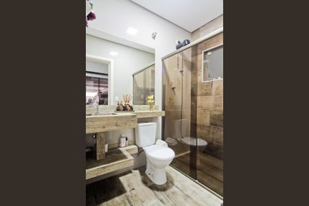 Casa à venda com 154m², 4 quartos e 5 vagasBanheiro 2