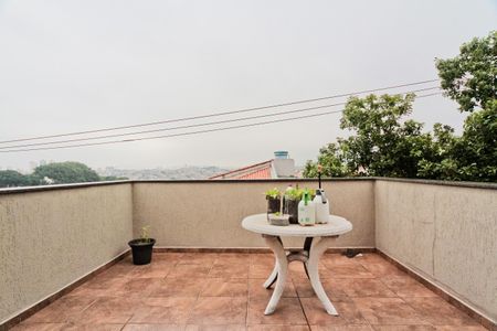 Casa à venda com 154m², 4 quartos e 5 vagasVaranda