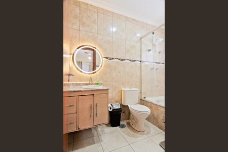 Casa à venda com 154m², 4 quartos e 5 vagasBanheiro da Suíte