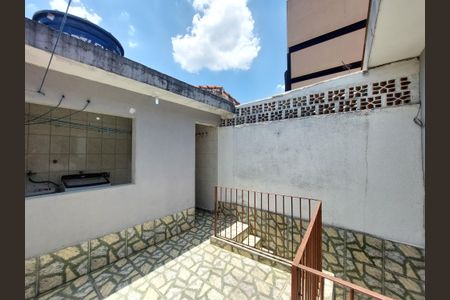 Casa para alugar com 120m², 2 quartos e 1 vagaÁrea de Serviço
