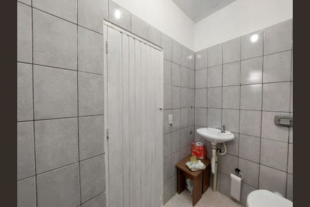 Casa para alugar com 120m², 2 quartos e 1 vagaBanheiro do Escritório