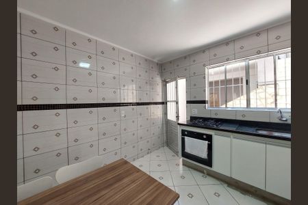 Casa para alugar com 120m², 2 quartos e 1 vagaCozinha