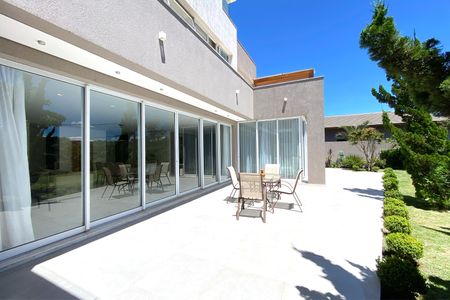 Casa de condomínio para alugar com 512m², 4 quartos e 6 vagasVaranda da Sala