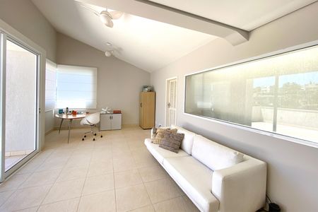 Casa de condomínio para alugar com 512m², 4 quartos e 6 vagasSala de Estar cobertura