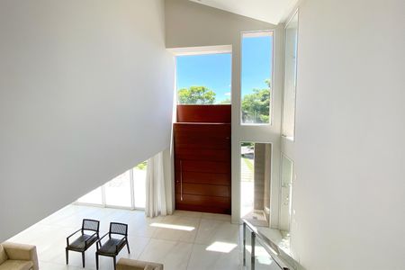 Casa de condomínio para alugar com 512m², 4 quartos e 6 vagasHall da Escada