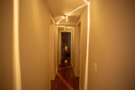 Apartamento à venda com 184m², 3 quartos e 3 vagasCORREDOR