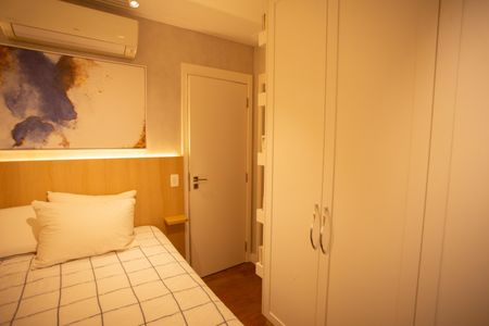 Apartamento à venda com 184m², 3 quartos e 3 vagasQUARTO SUÍTE 2