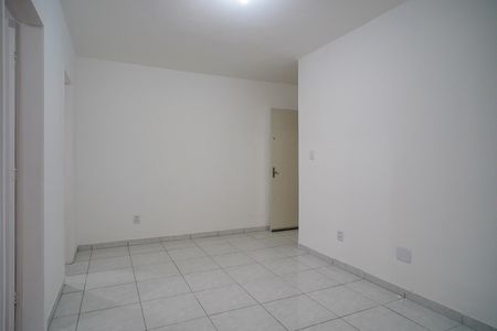 Sala  de apartamento para alugar com 1 quarto, 43m² em Vila Ipiranga, Porto Alegre