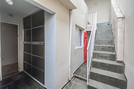 Casa à venda com 125m², 2 quartos e 2 vagas Casa à venda com 125m², 2 quartos e 2 vagasCorredor