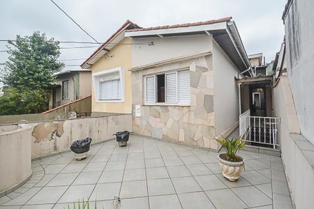 Casa à venda com 125m², 2 quartos e 2 vagas Casa à venda com 125m², 2 quartos e 2 vagasQuintal
