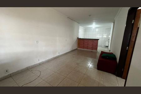 Casa para alugar com 3 quartos, 111m² em Qs 8, Brasília