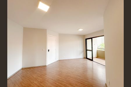Apartamento à venda com 103m², 4 quartos e 2 vagas Apartamento à venda com 103m², 4 quartos e 2 vagasSala