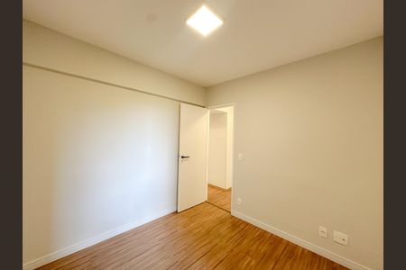 Apartamento à venda com 103m², 4 quartos e 2 vagas Apartamento à venda com 103m², 4 quartos e 2 vagasQuarto 2