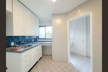 Apartamento à venda com 103m², 4 quartos e 2 vagas Apartamento à venda com 103m², 4 quartos e 2 vagasCozinha