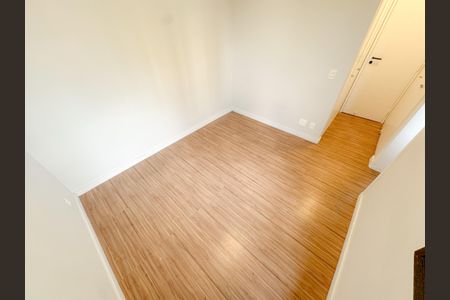 Apartamento à venda com 103m², 4 quartos e 2 vagas Apartamento à venda com 103m², 4 quartos e 2 vagasSuíte