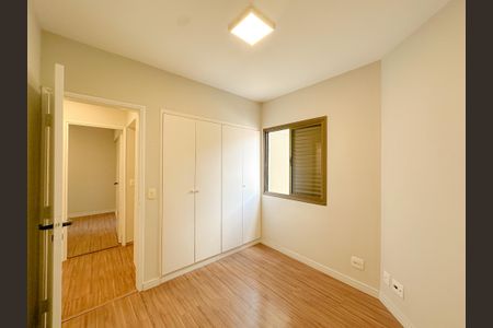 Apartamento à venda com 103m², 4 quartos e 2 vagas Apartamento à venda com 103m², 4 quartos e 2 vagasQuarto 3