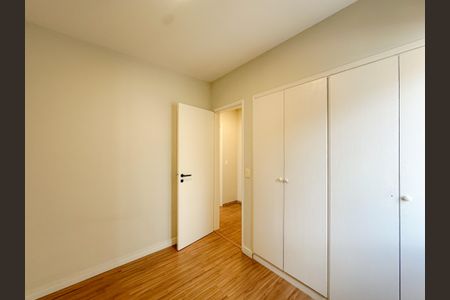 Apartamento à venda com 103m², 4 quartos e 2 vagas Apartamento à venda com 103m², 4 quartos e 2 vagasQuarto 3