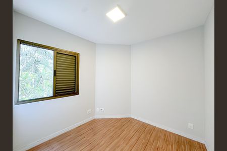 Apartamento à venda com 103m², 4 quartos e 2 vagas Apartamento à venda com 103m², 4 quartos e 2 vagasQuarto 3