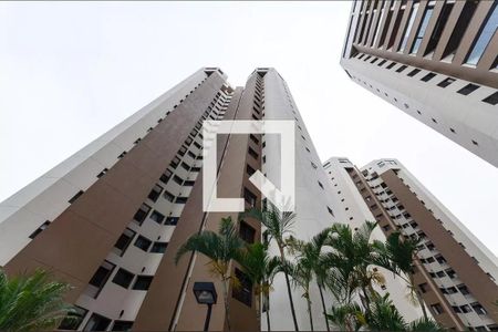Apartamento à venda com 103m², 4 quartos e 2 vagas Apartamento à venda com 103m², 4 quartos e 2 vagasFachada