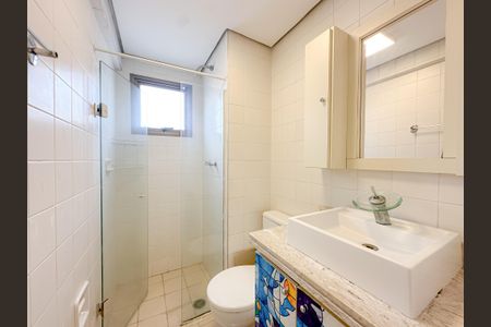 Apartamento à venda com 103m², 4 quartos e 2 vagas Apartamento à venda com 103m², 4 quartos e 2 vagasBanheiro Social