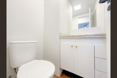 Apartamento à venda com 103m², 4 quartos e 2 vagas Apartamento à venda com 103m², 4 quartos e 2 vagasLavabo