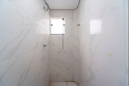 Apartamento para alugar com 50m², 2 quartos e sem vagaBanheiro 