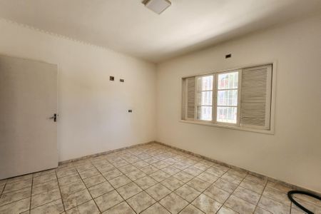 Casa para alugar com 120m², 2 quartos e 1 vagaQuarto 1